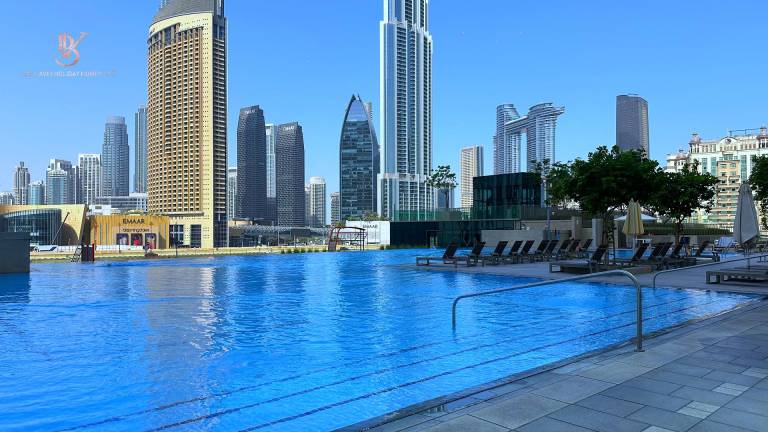 Fully equipped vacation home with garden, barbecue & pool | Close to Burj Khalifa | Pets allowed — photo 3