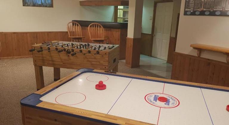 Vacation home | Dogs allowed in Sarnia, ON