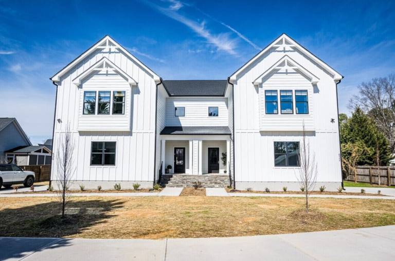 House  Apex