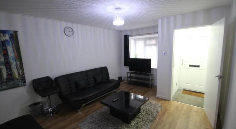 Apartment with 2 rooms for 5 persons — photo 2