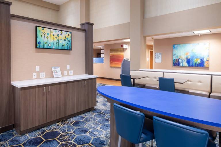 Holiday Inn Express Hotel and Suites - Henderson By IHG — photo 5
