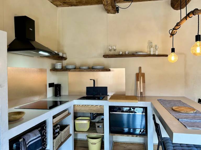Charming rental apartment with yard | Pets are welcome — photo 5
