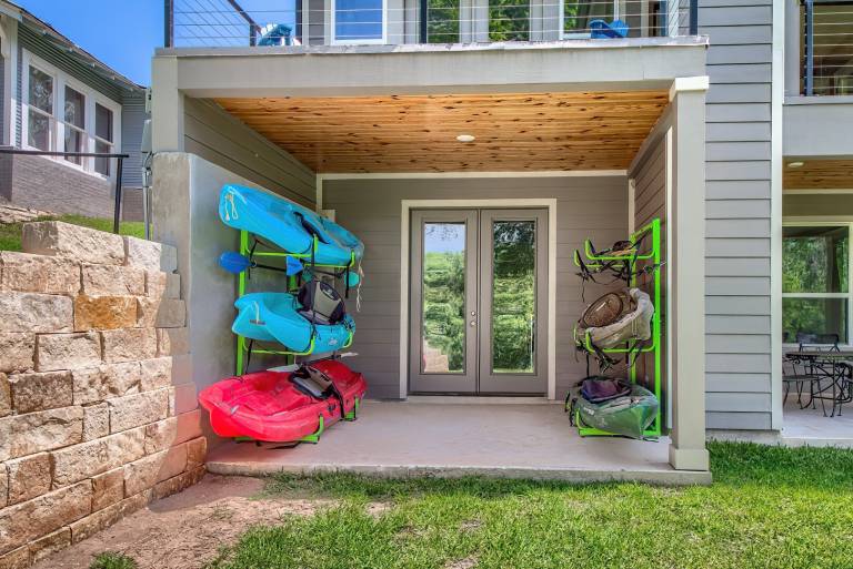 House with patio — photo 5