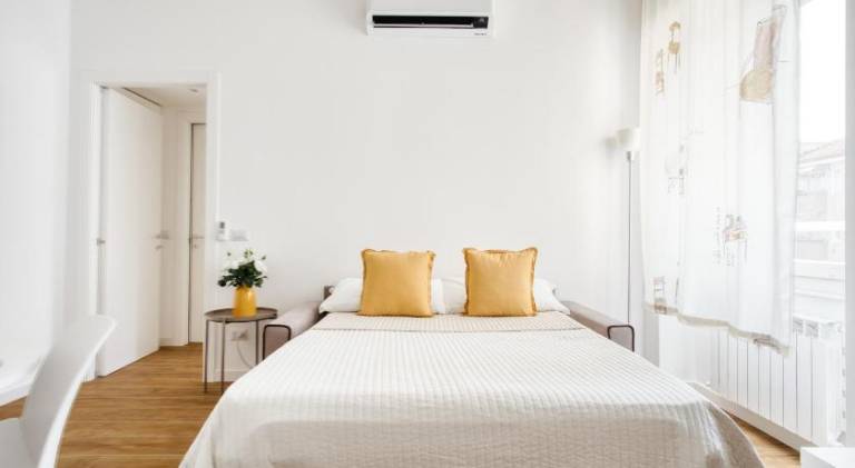 Apartment with 1 room for 4 persons in Sesto San Giovanni