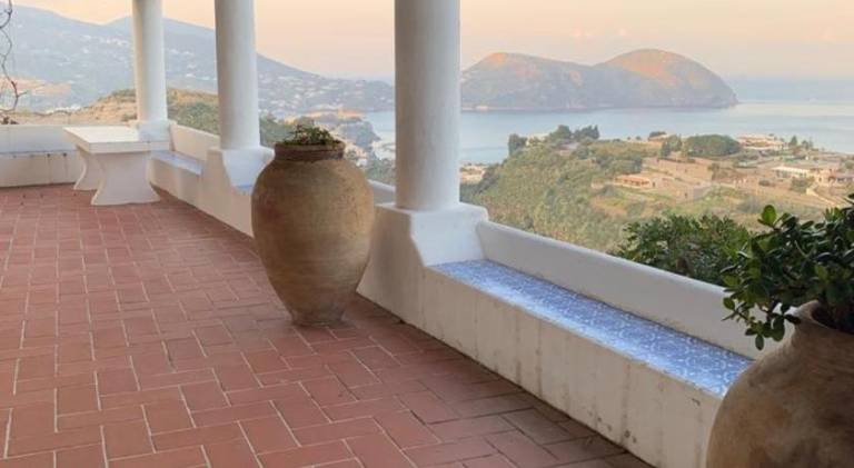 Villa | Pets are welcome in Lipari