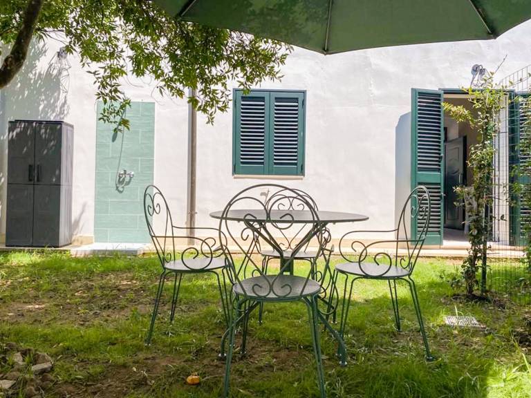 Beautiful apartment with yard & patio | Pets are welcome — photo 5