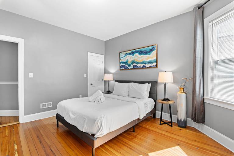 Spacious 2bd 1ba Ashmont Parking 3D TOUR