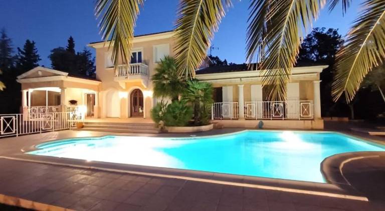 Fully equipped big vacation home with private pool, garden & barbecue | Perfect for remote work | Dogs allowed — photo 3