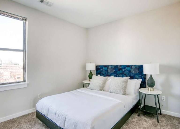CozySuites Music Row Refined 1BR in Nashville 42