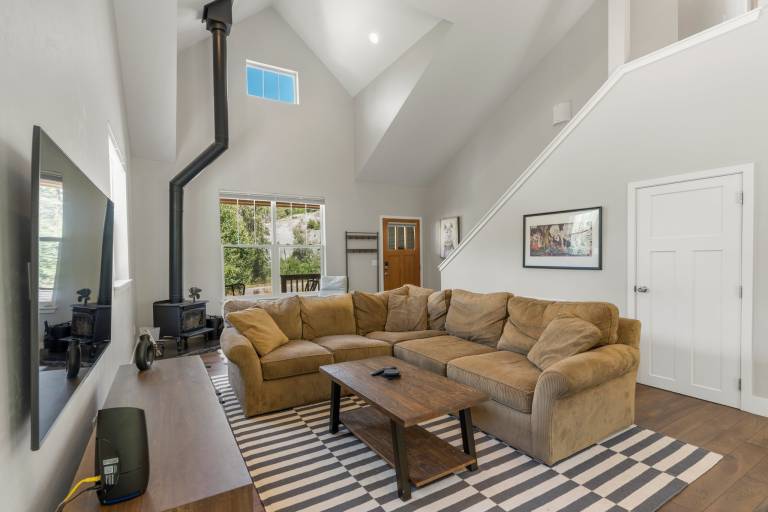 New Build, Pet Friendly, A/C, 5 Minutes to Downtown Durango — photo 3