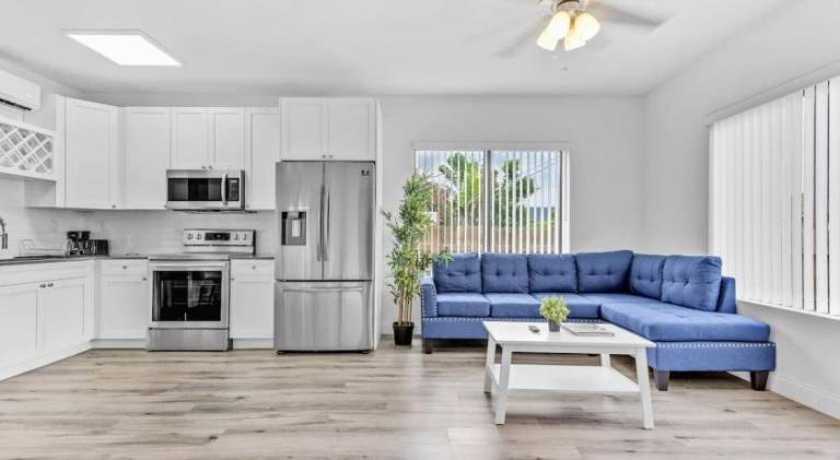 Nice holiday apartment | Next to Design District | Pets are welcome in Miami, FL