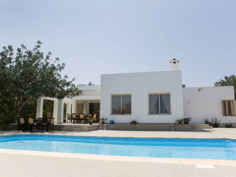 House Latsi
