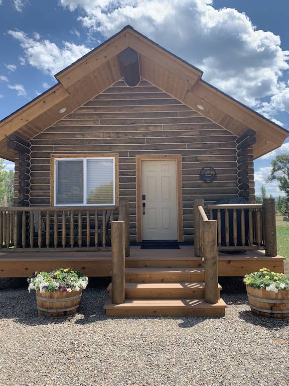 Cabin Victor