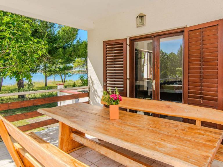 Vacation home with terrace, yard & grill in Zadar