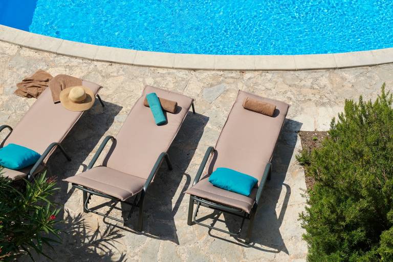 Villa with terrace, barbeque & private pool | Sea view — photo 2