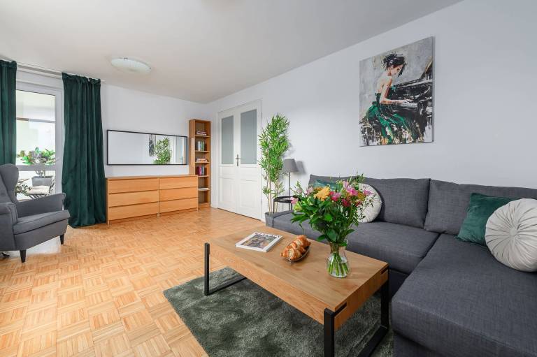Holiday apartment with fast internet | Near Palace of Culture and Science in Warsaw