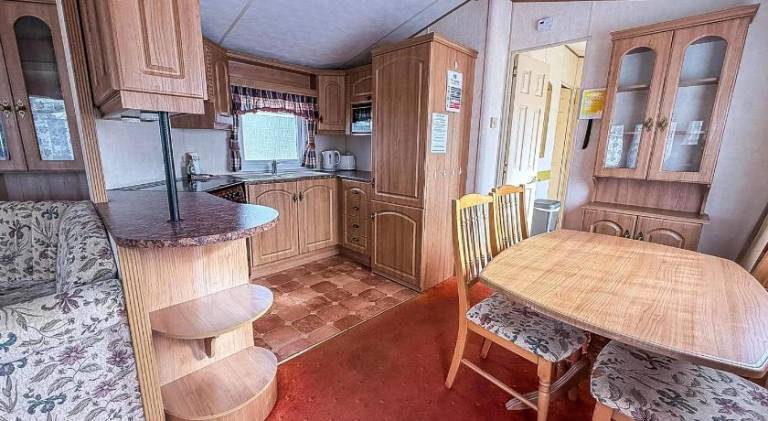 Great 6 Berth Caravan, Perfect For A Beach Holiday In Hunstanton Ref 13007L — photo 3