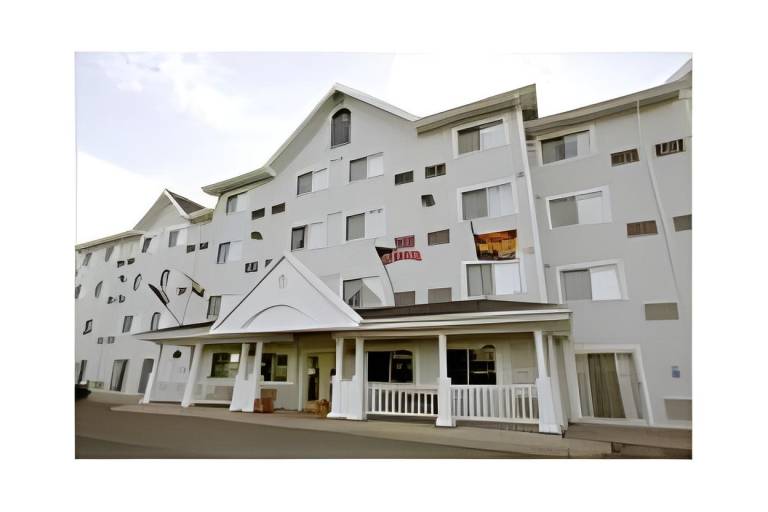 HOLIDAY INN EXPRESS & SUITES FREDERICTON By IHG in Fredericton, NB