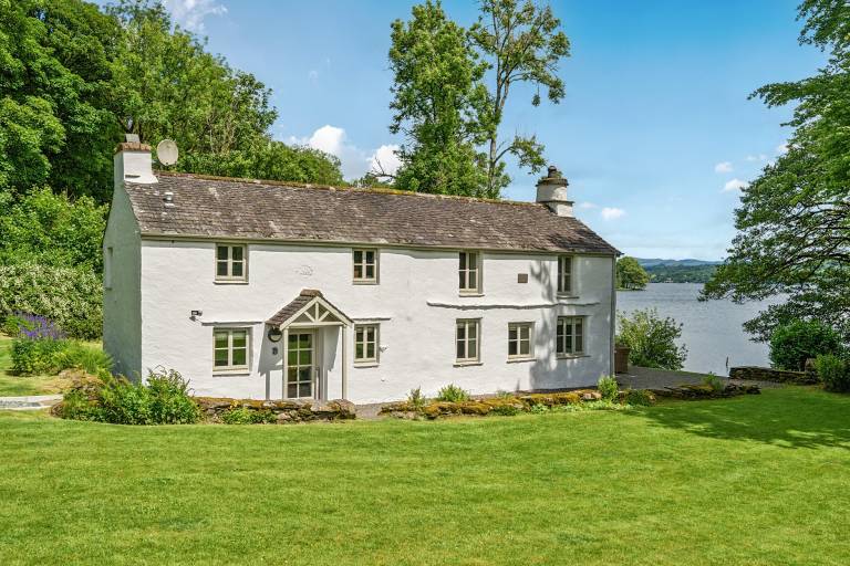 Hullet Hall at the Graythwaite Estate
