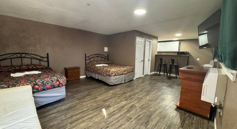 Live In Lodge Lithia Springs — photo 2