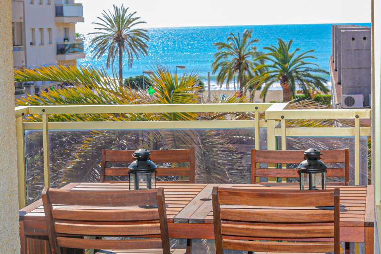 Lovely apartment with garden, terrace & pool | Close to the beach | Pets allowed in Cambrils