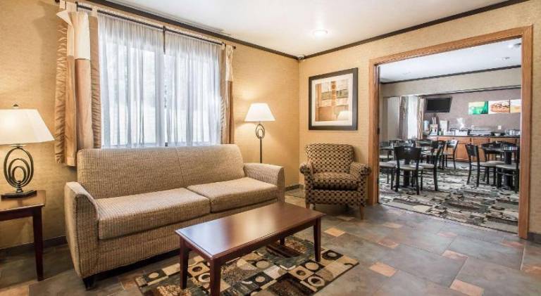 Quality Inn & Suites Decorah — photo 2