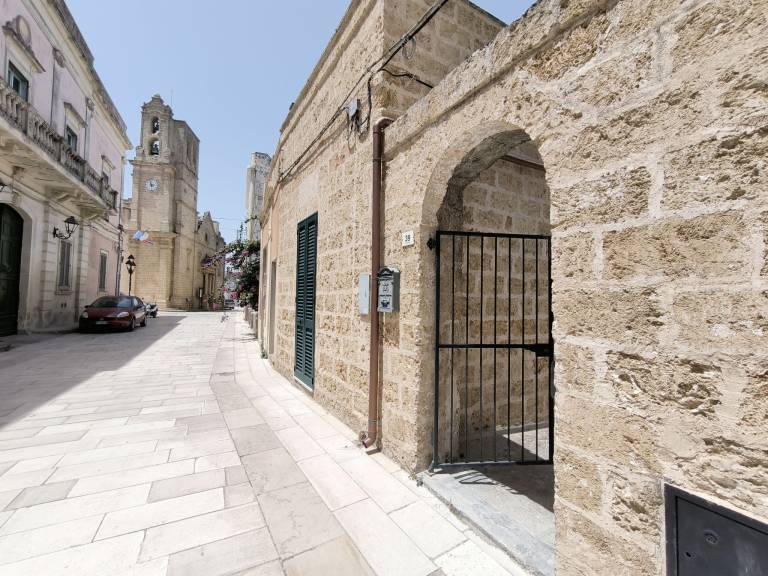 Holiday apartment with terrace — photo 2