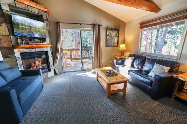 Condo with patio & private pool — photo 2