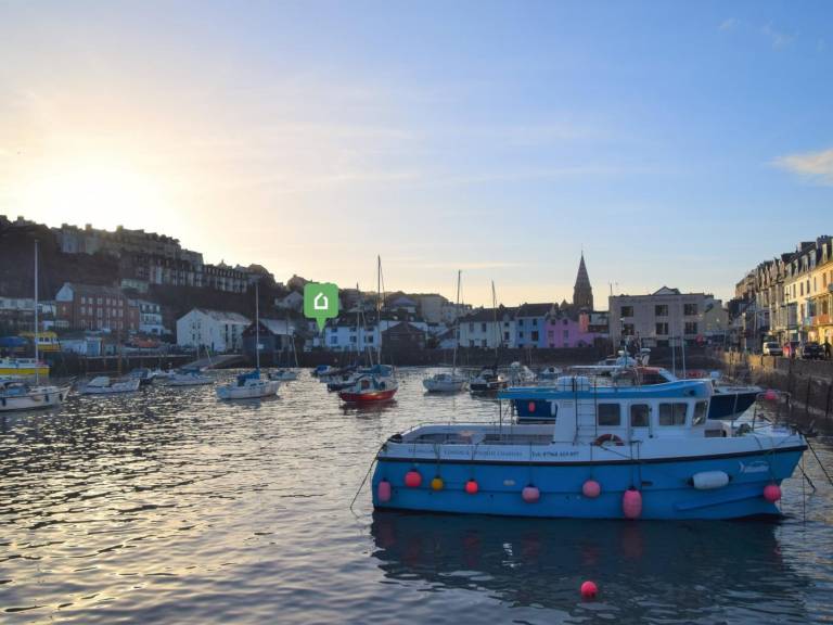 Cottage | Water view in Ilfracombe