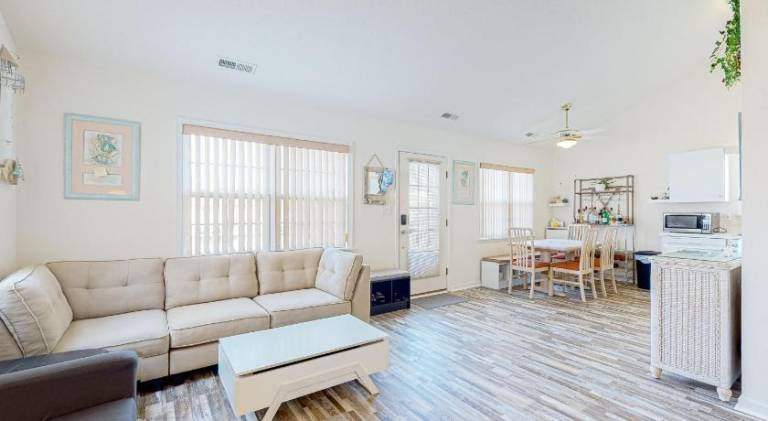 Apartment with terrace | Pets are welcome — photo 3