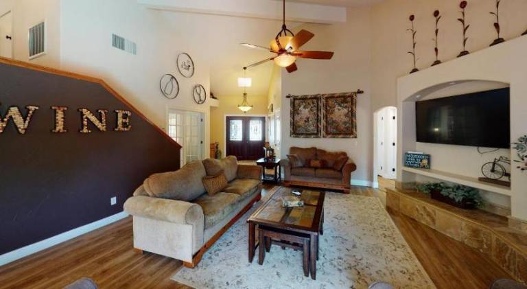 Lovely vacation home with pool | Pets are welcome — photo 4