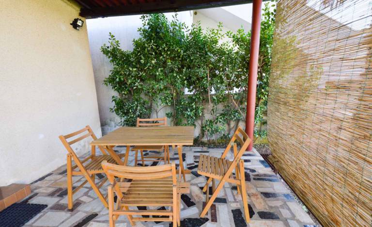 House with terrace, yard & barbecue — photo 5