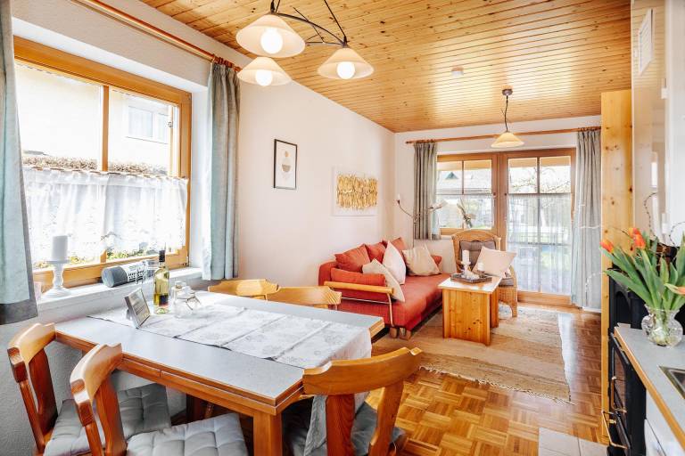 Apartment with terrace, yard & barbecue | Garden view — photo 3