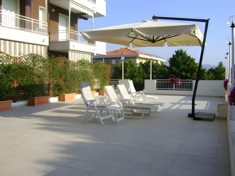 Child-friendly charming serviced apartment with private pool, terrace & sauna | Close to the beach | Pets allowed — photo 5