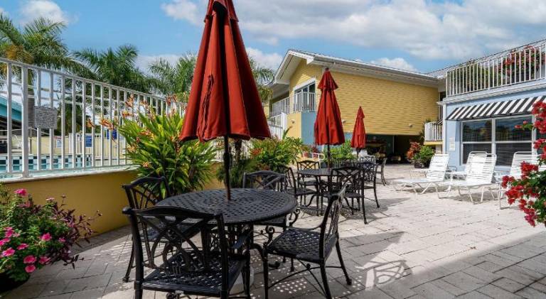 Beautiful serviced apartment with barbecue, terrace & pool | Next to the beach | Pets are welcome — photo 5