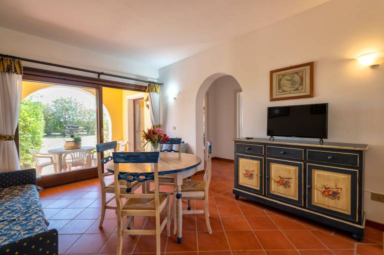 Rental apartment with terrace, pool & garden | Sea view — photo 3