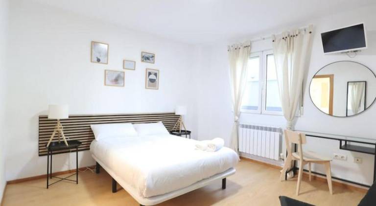 Rental apartment with 3 rooms for 6 persons — photo 2