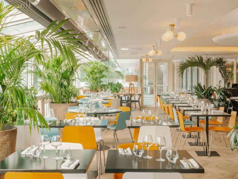 Novotel Paris Centre Tour Eiffel Hotel — photo 2