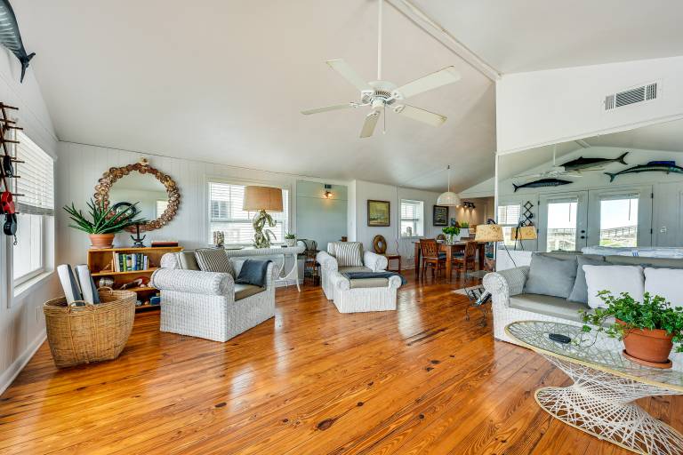 Oceanfront Amelia Island Cottage: Deck & Boardwalk — photo 4