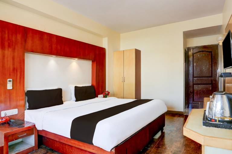 Townhouse Fateh Sagar Formerly Vatika Inn in Udaipur