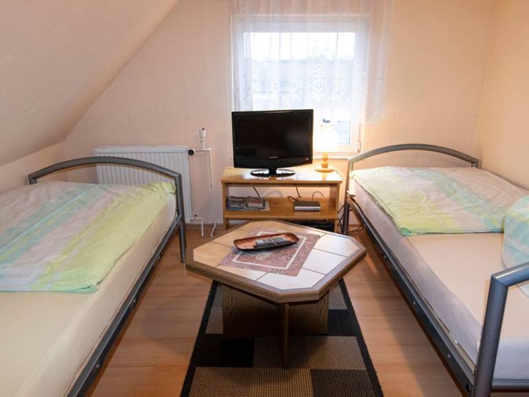 1 Raum Wohnung