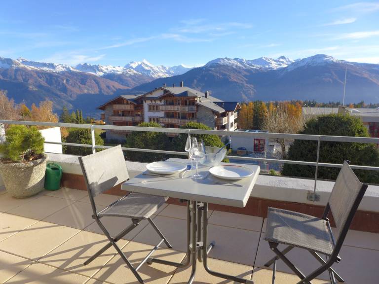 Holiday apartment with sauna & heated pool | Mountain view — photo 4