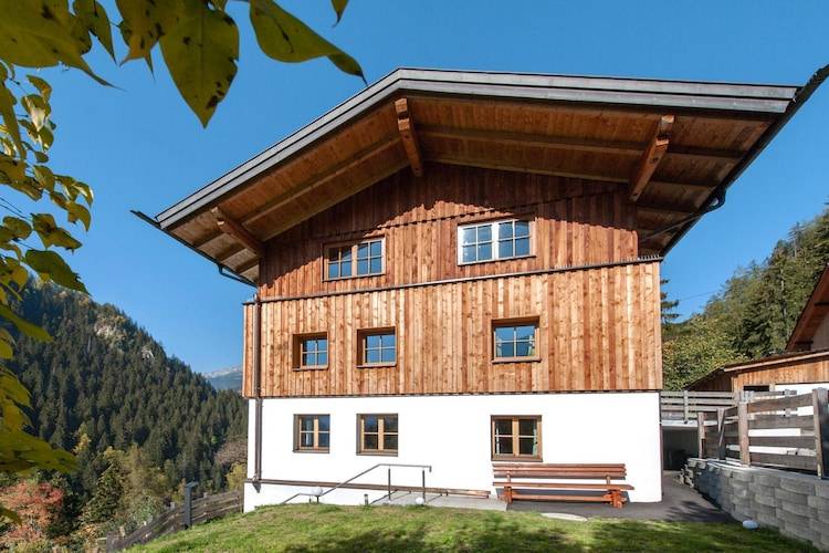 Ferienwohnung mit Hund in Tobadill für max. 6 Personen Ferienwohnung mit Hund in Tobadill für max. 6 Personen
