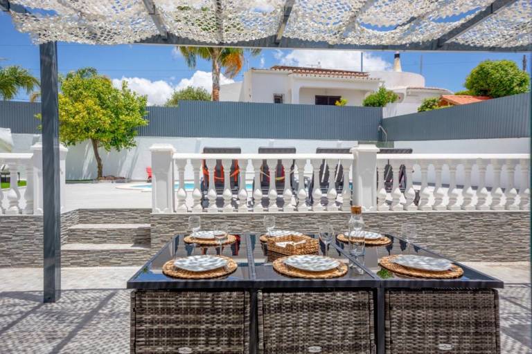 Ferienhaus mit Hund in Albufeira, Algarve f&uuml;r max. 6 Personen am Atlantik