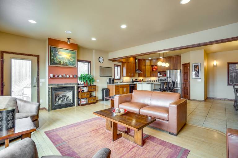 Upscale Laramie Home w/ Hot Tub & Patio! — photo 4