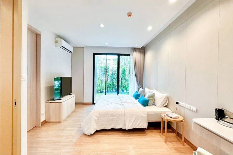 Senera Hotel and Residence
