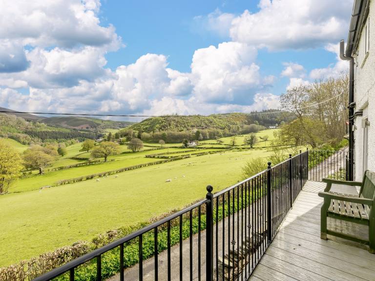 2 Bed in Llangollen 92019