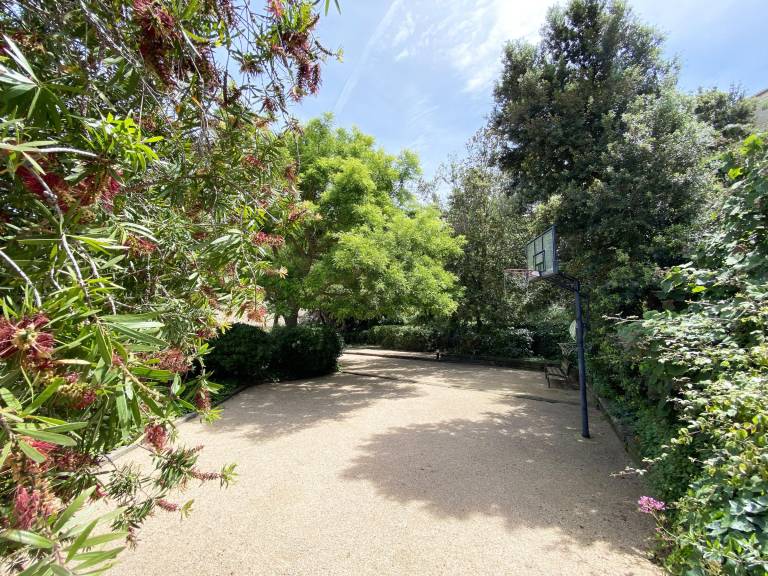 Fully equipped beautiful vacation home with garden & pool | Dogs allowed — photo 3