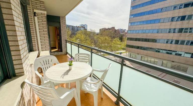 Rental apartment | Next to Puente de Piedra | Pets are welcome — photo 5