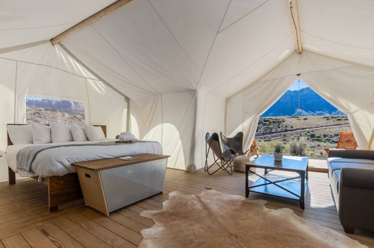 Lodge  Virgin
